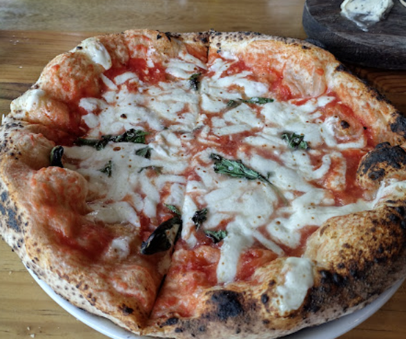 Napolitan pizza