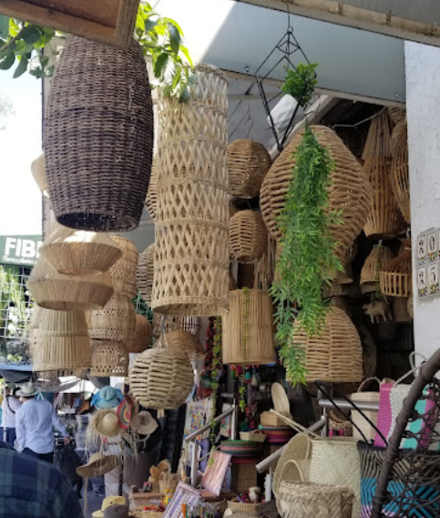 baskets in Tonala