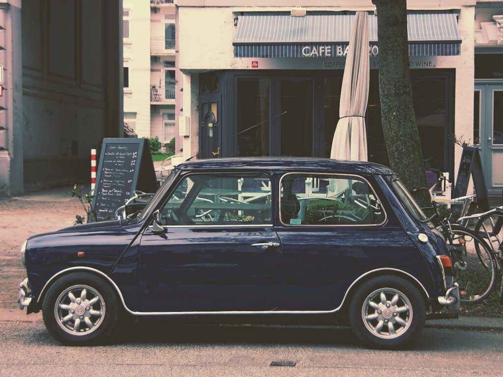 old Mini Cooper